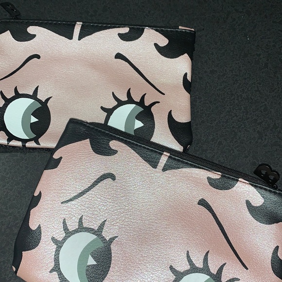 Handbags - Like new! Set of 2 Betty Boop Ipsy makeup bags